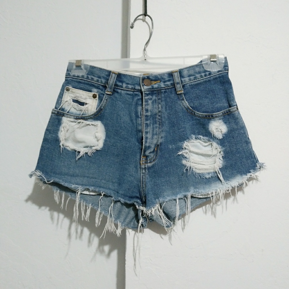 Vintage Giordano denim short Disstressed
Size W 27